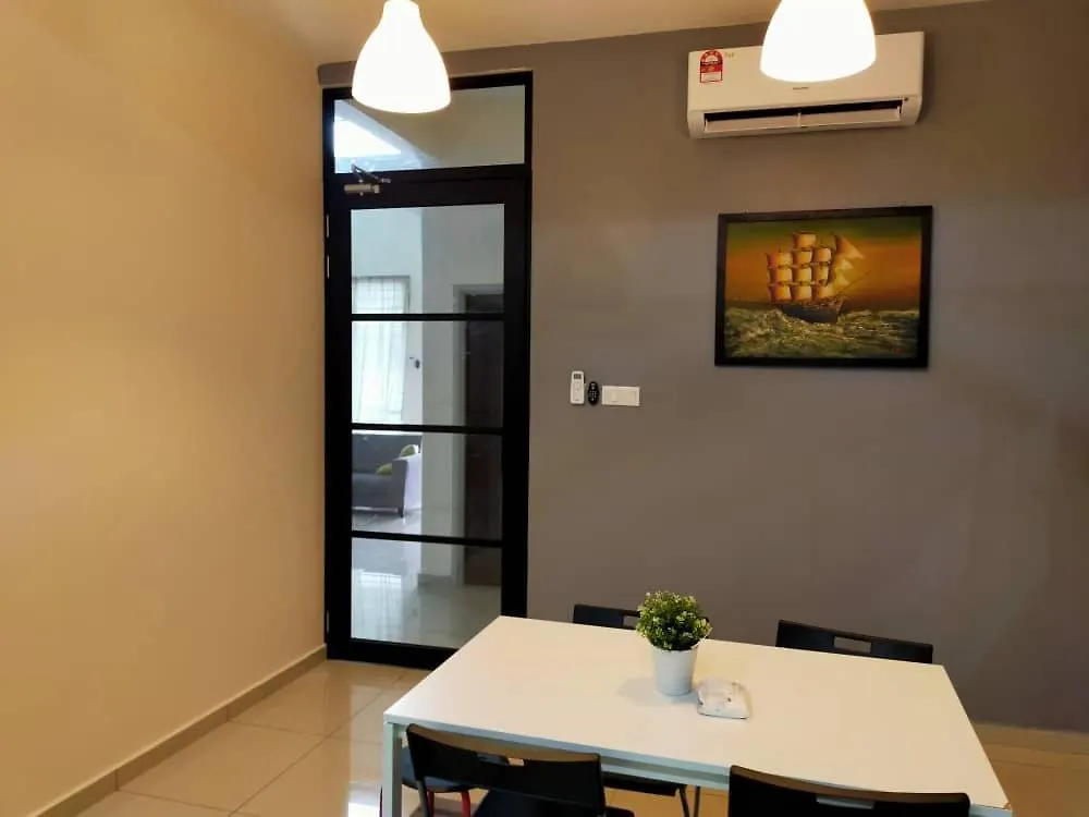 Roomah Homestay Melaka City, Private Pool, Fully Air Conditioning 0*, Malacca Malaisie