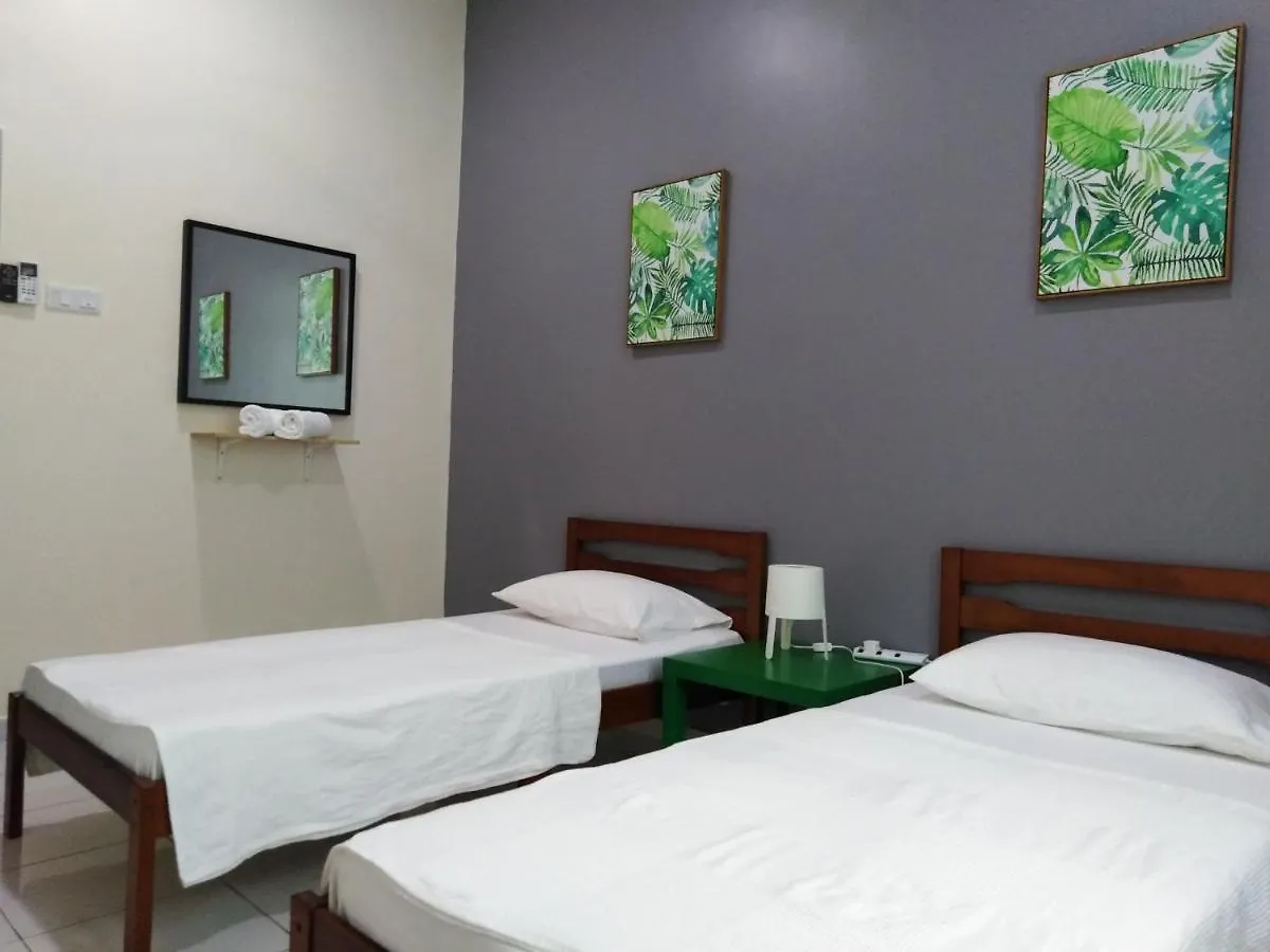 Roomah Homestay Melaka City, Private Pool, Fully Air Conditioning Malacca